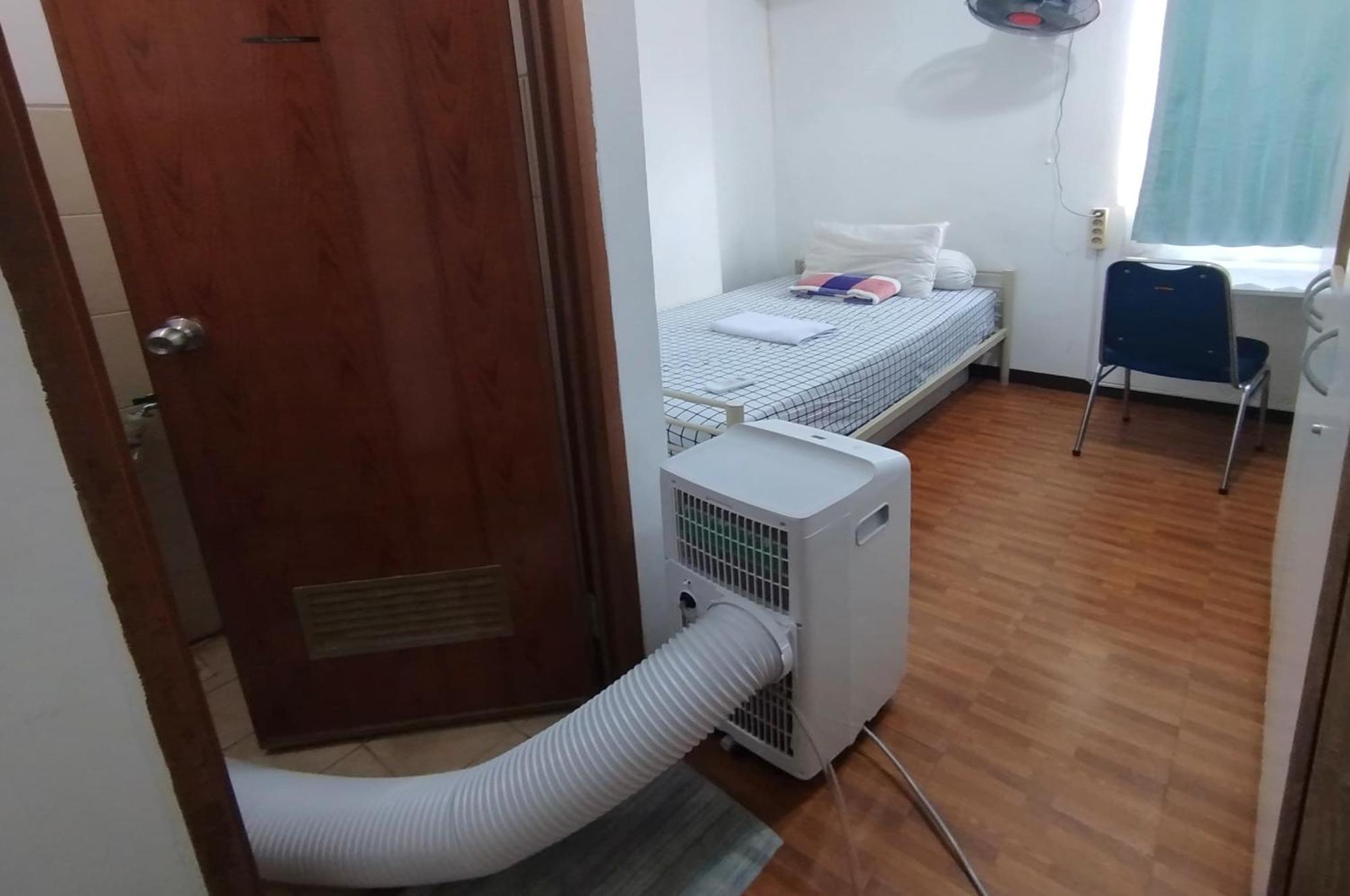 Amazing View Apartment At Kemayoran Jiexpo -Min Stay 3 Nights- Jakarta Ngoại thất bức ảnh